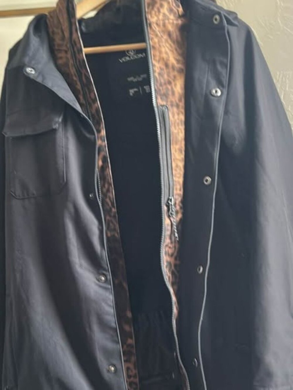 Volcom Kuma Jacket, Black - Women’s Medium - Picture 6 of 8